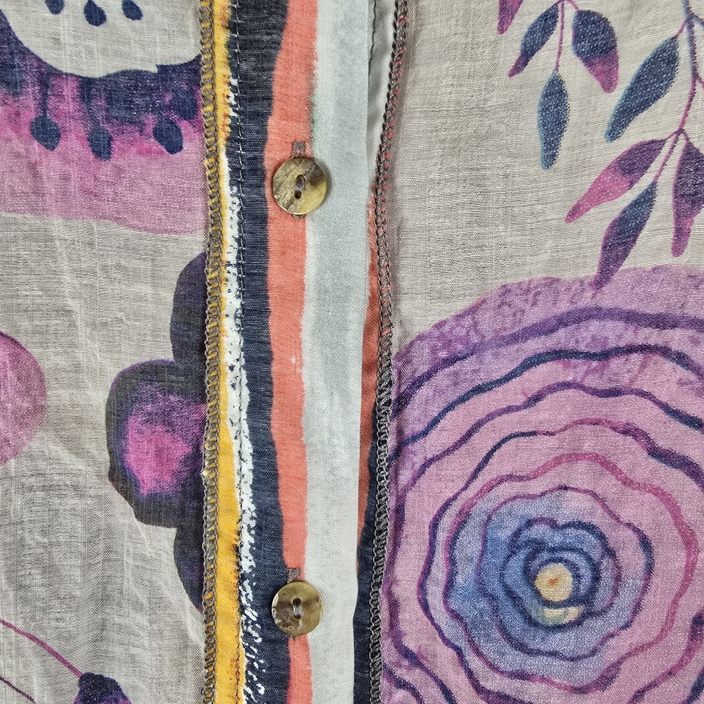 Colorful Floral Women's Blouse - Picture 11 of 15